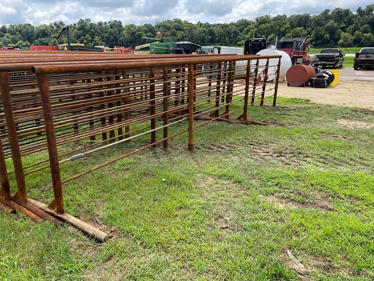 #1743-•-(3)-heavy-duty-steel-panels-image-2