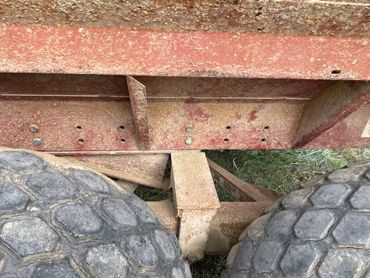 m&w-little-red-wagon-image-8