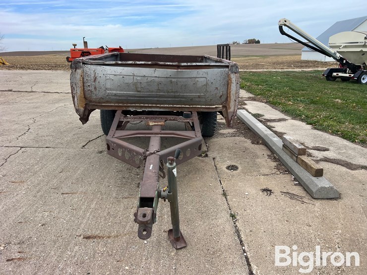 8'-truck-bed-box-farm-use-trailer-image-2