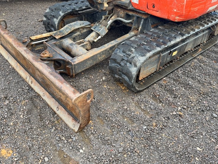 kubota-kx040-4-image-13