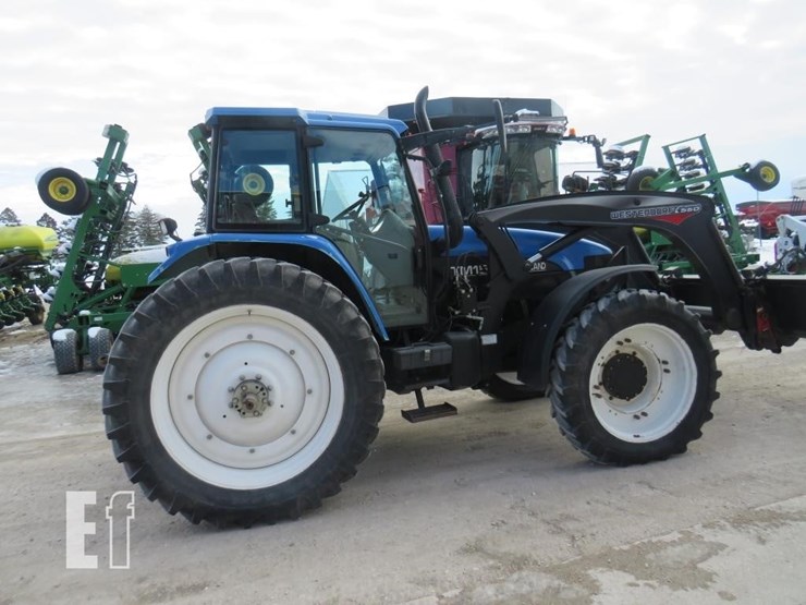 new-holland-tm150-image-2