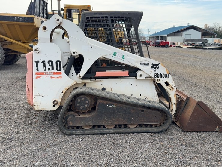 bobcat-t190-image-4