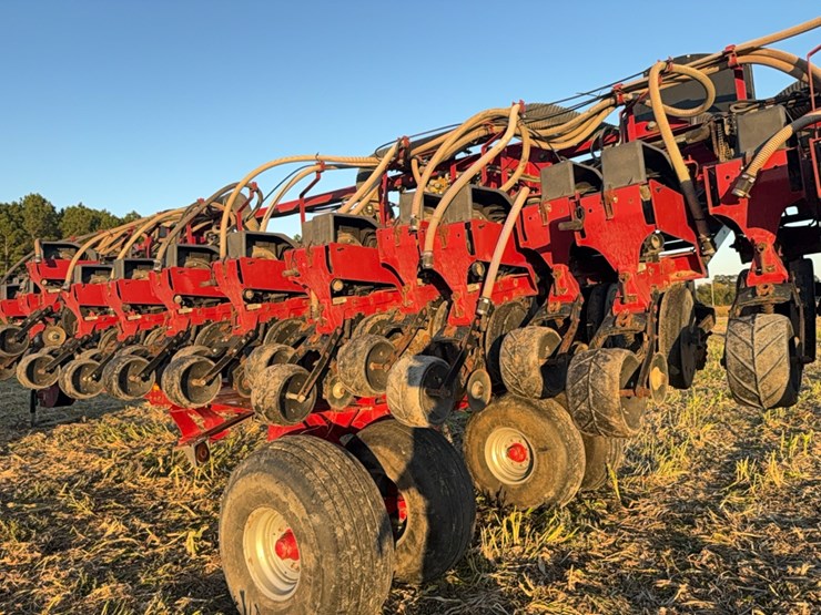 case-ih-1240-image-137