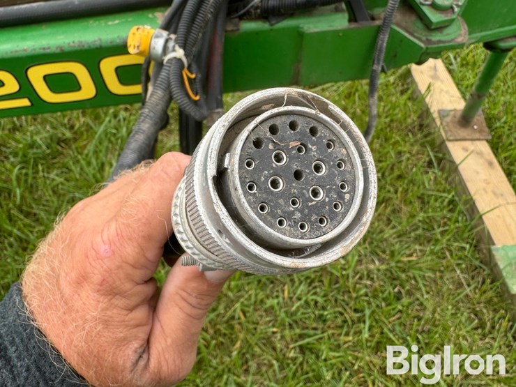 1991-john-deere-7200-image-11