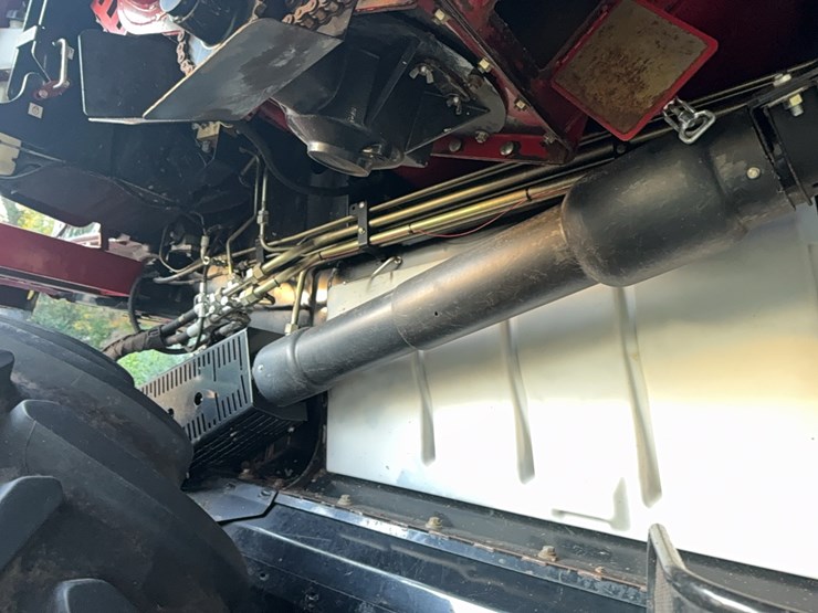 2018-case-ih-8240-image-62