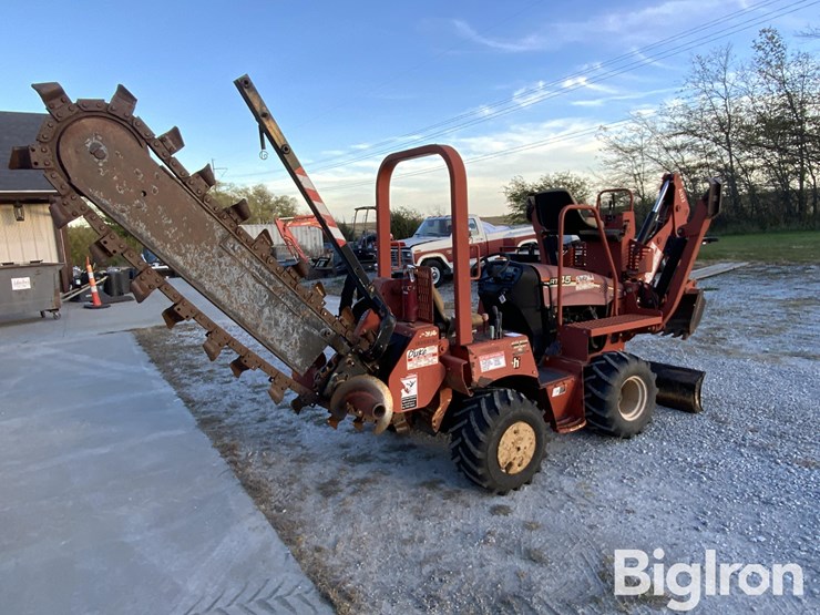 2010-ditch-witch-rt45-image-5