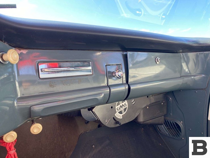 1959-gmc-370-bulk-agriculture-truck-image-41