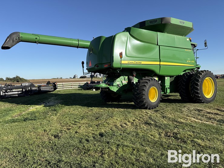 2011-john-deere-9770-sts-image-5