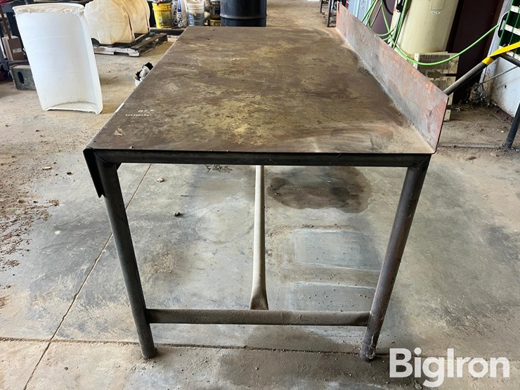 steel-work-bench-image-8