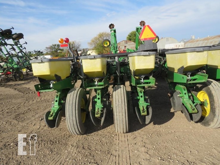 john-deere-1770-image-10