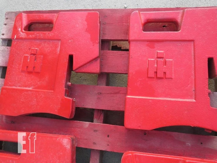 6-ih-suitcase-weights-6-x's-the-bid-image-2