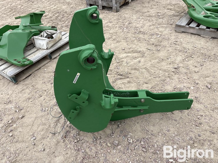 john-deere-6100d-image-8