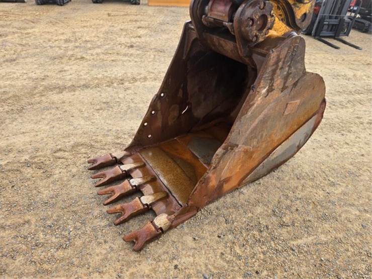 caterpillar-336e-image-15