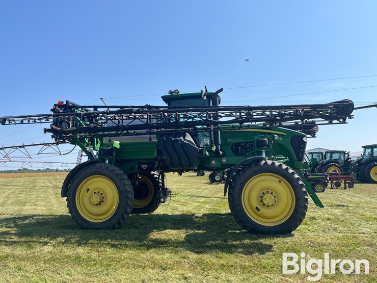 2010-john-deere-4730-image-10