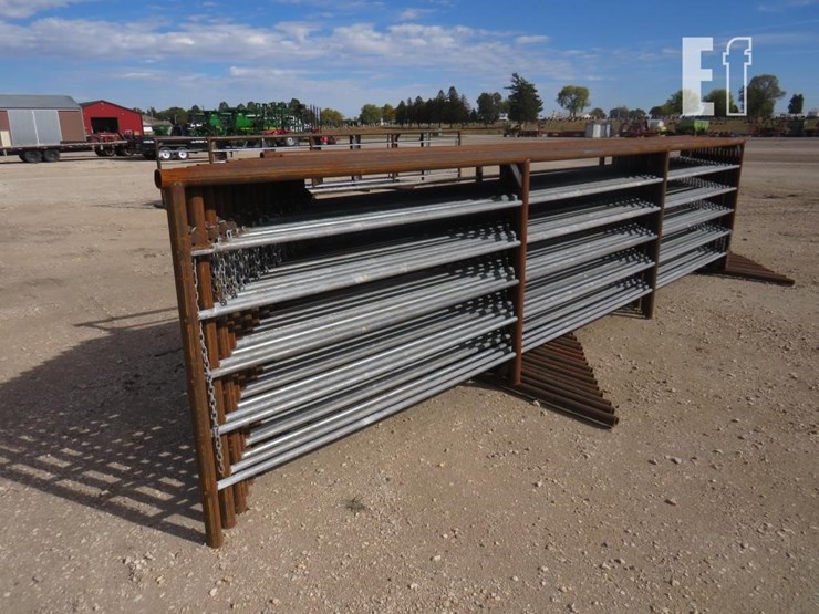 20'-free-standeing-gates-66-image-2