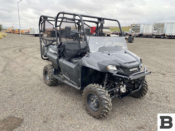 2020-honda-pioneer-700-image-7