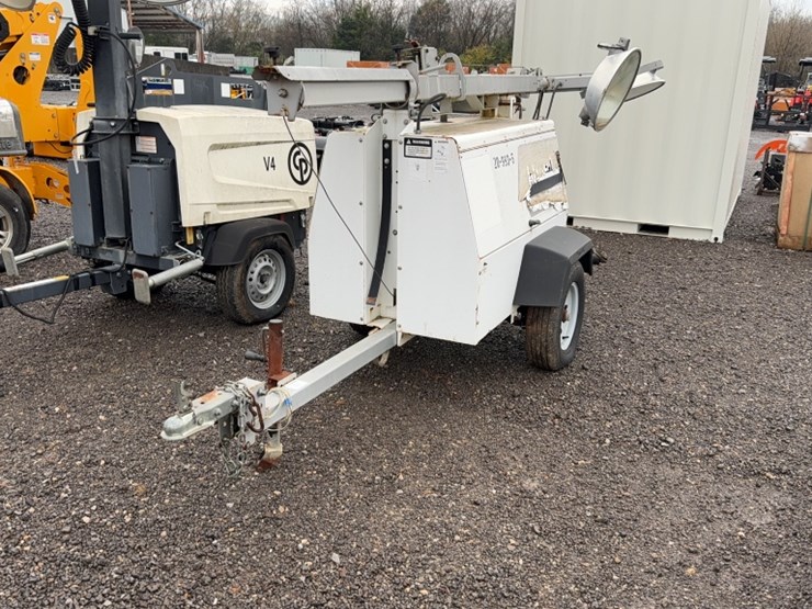 #2061-•-allmand-towable-light-tower-image-1