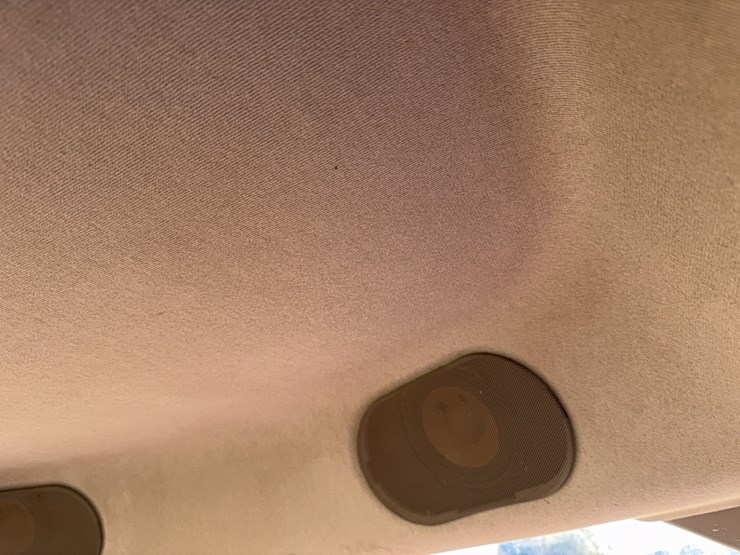 case-ih-magnum-335-image-101