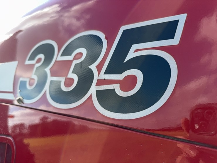 case-ih-magnum-335-image-74