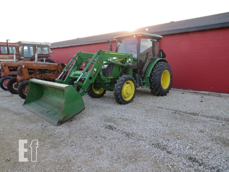 john-deere-5055e-image-1