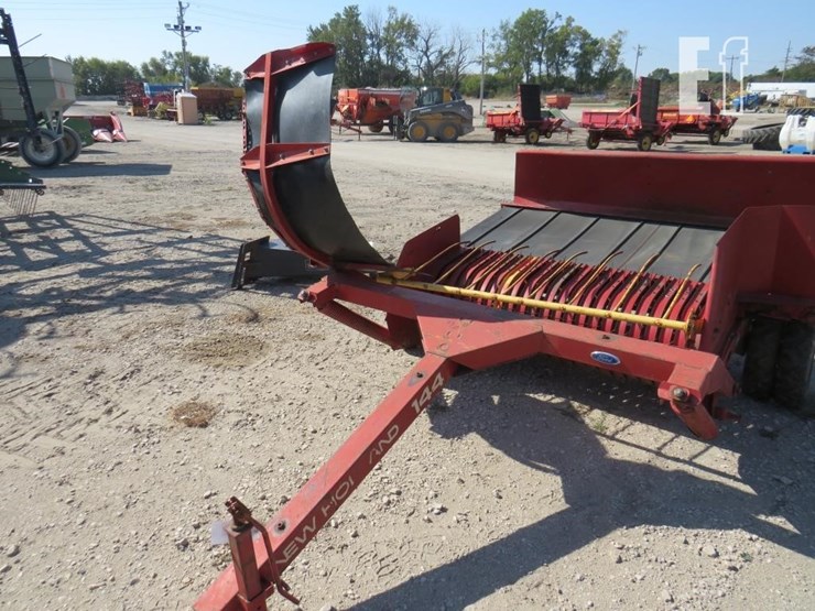 new-holland-144-image-2