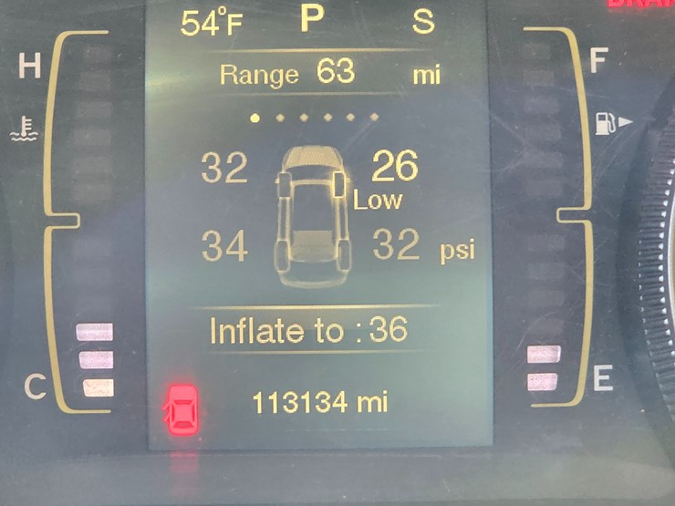 2016-jeep-cherokee-image-56