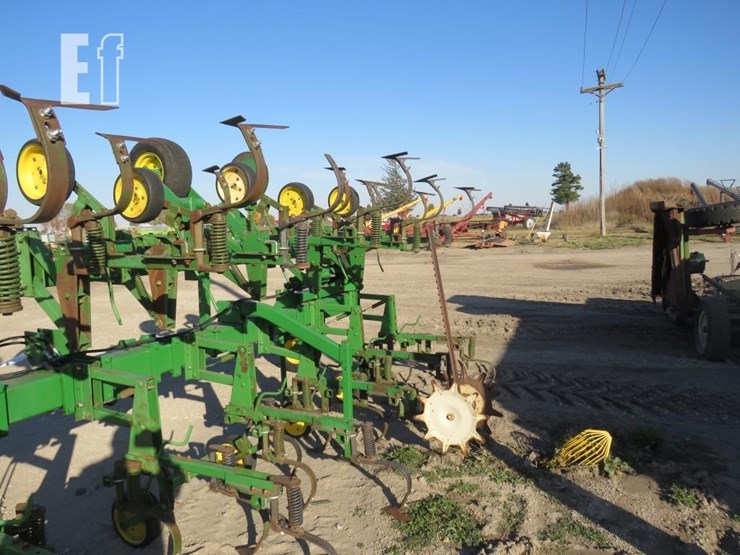john-deere-845-image-6