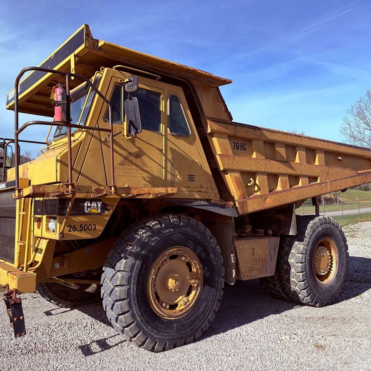 1990 CATERPILLAR 769C