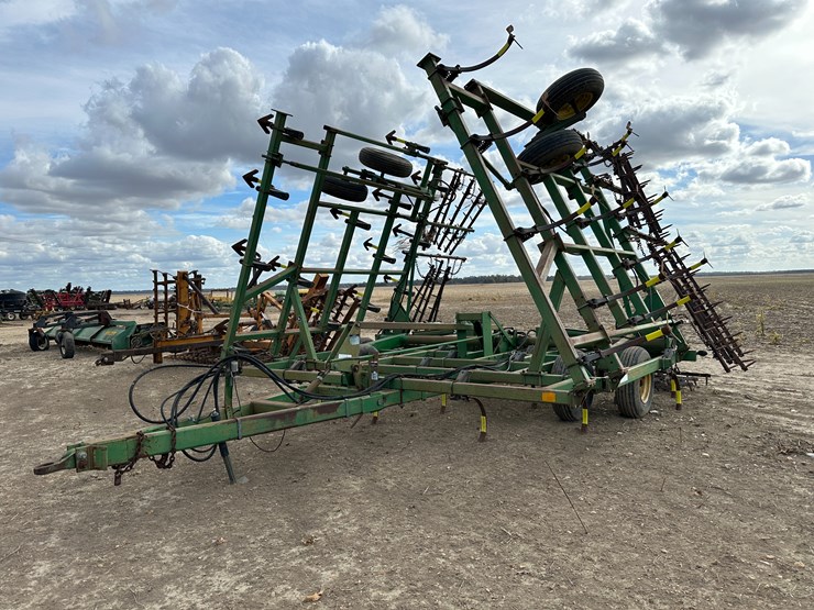 john-deere-38-image-1