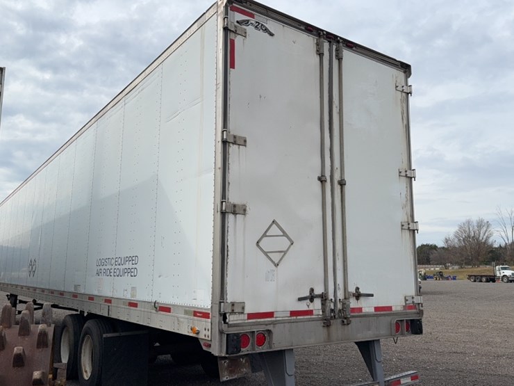 2006-utility-53'-image-7