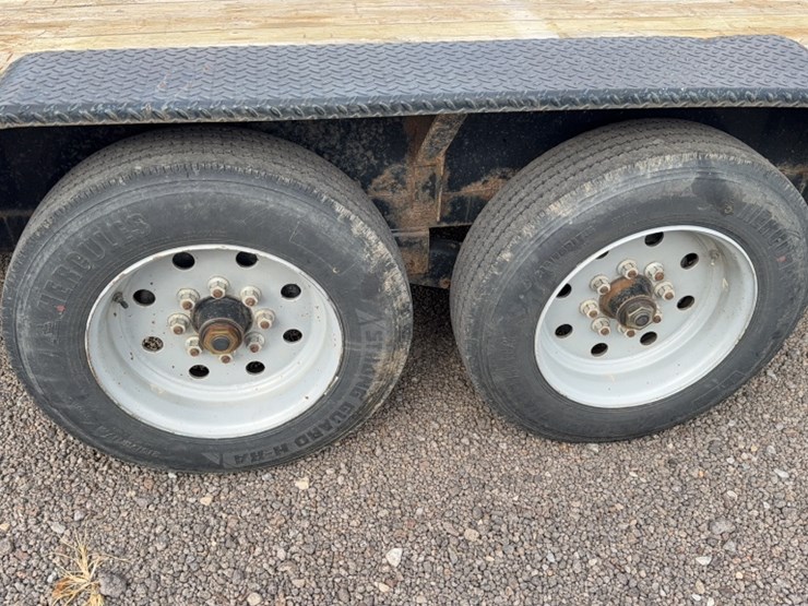 #3007-•-2017-gatormade-24'-bumper-pull-tilt-deck-trailer-image-3