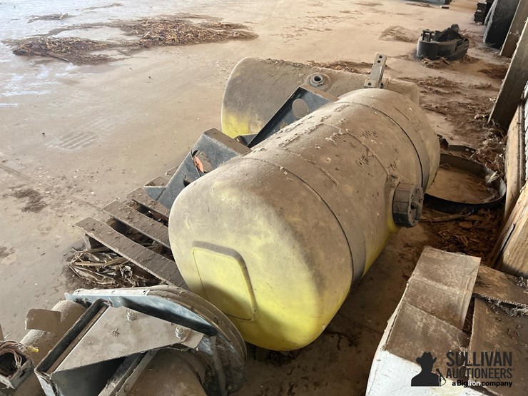 70-gal-fertilizer-tanks-image-5