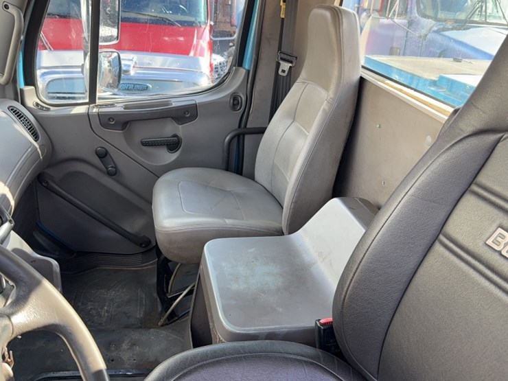 2010-imt-6025-image-22