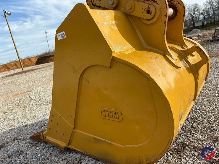 caterpillar-349-image-22