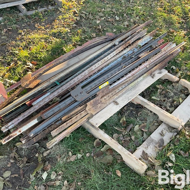 Pallet Of T-Posts