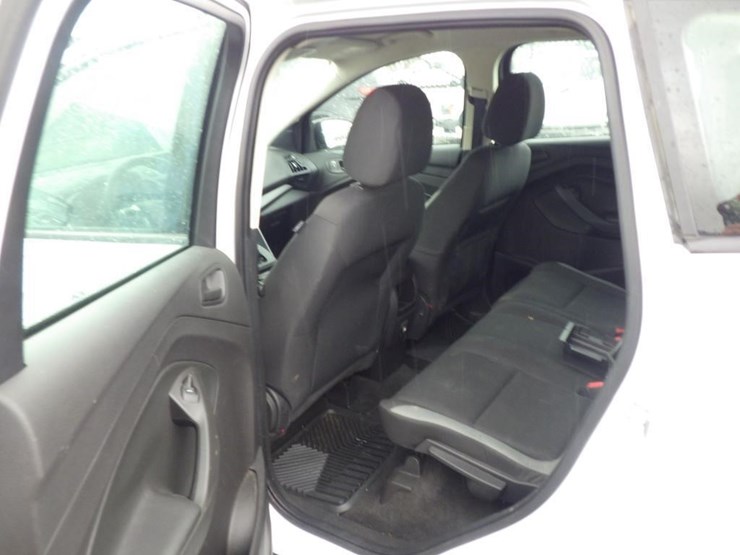 2014-ford-escape-image-7