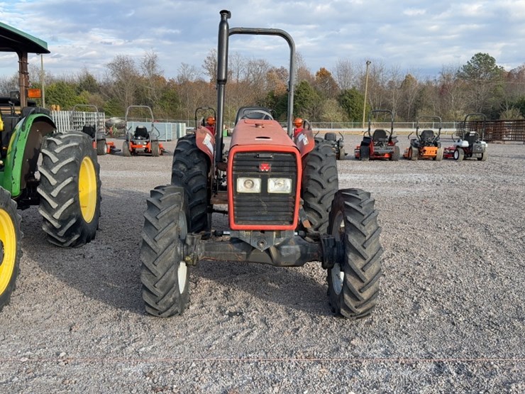 massey-ferguson-451-image-2