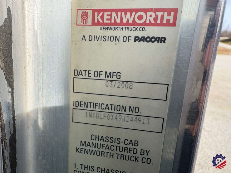 2009-kenworth-t800-image-100