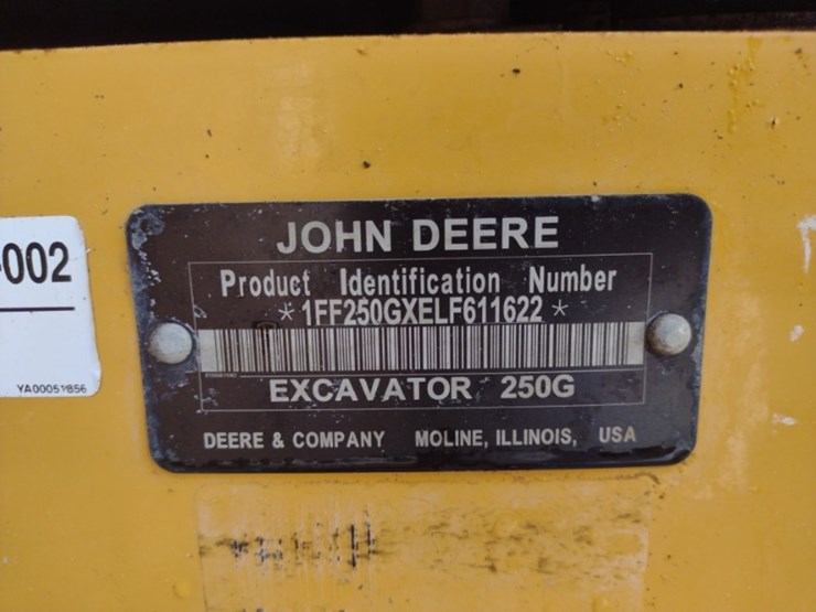deere-250g-lc-image-5