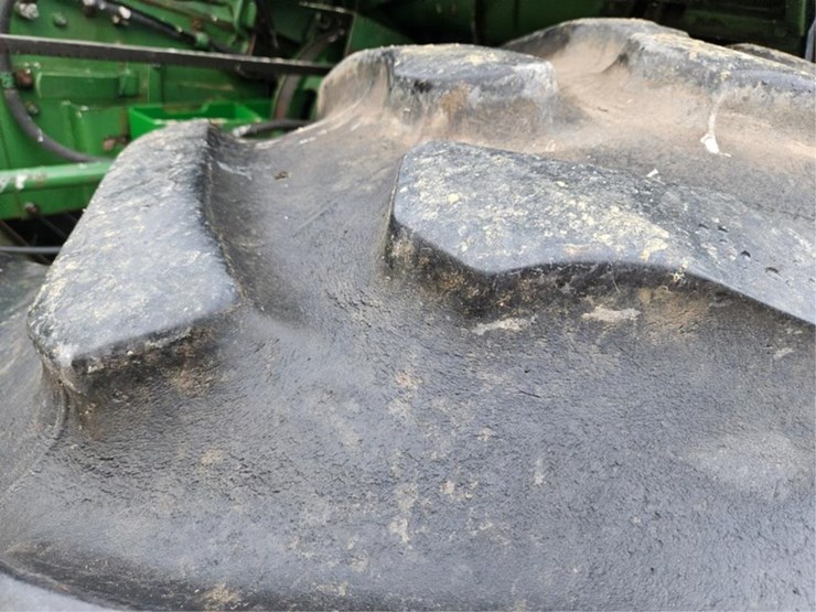 john-deere-8820-image-53