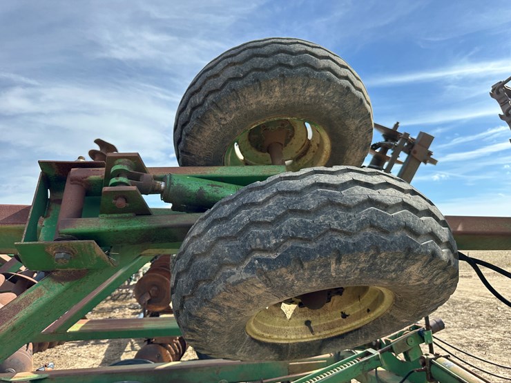 john-deere-635-image-16