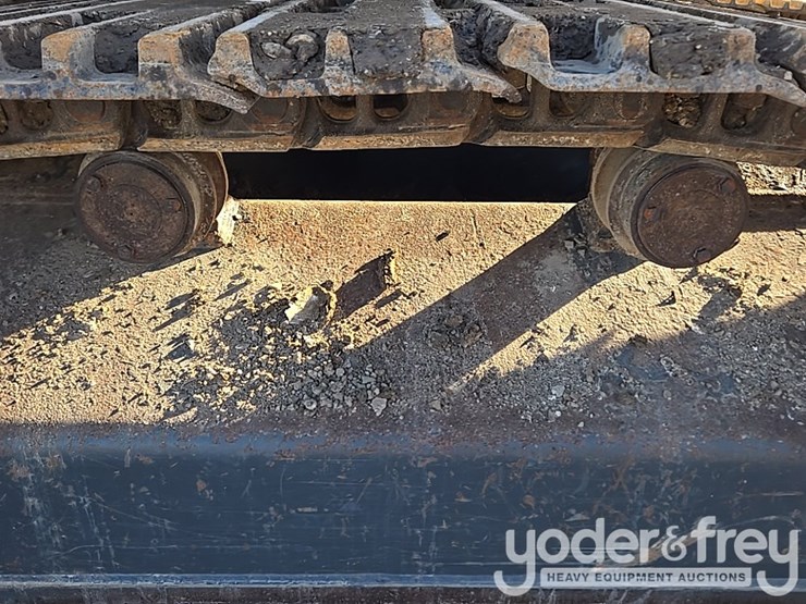 2022-komatsu-pc490-lc-11-image-31