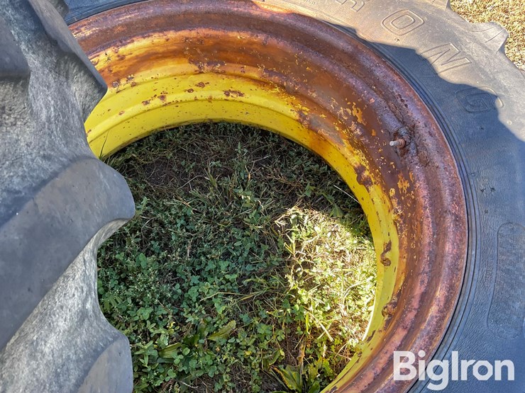 john-deere-4020-image-10