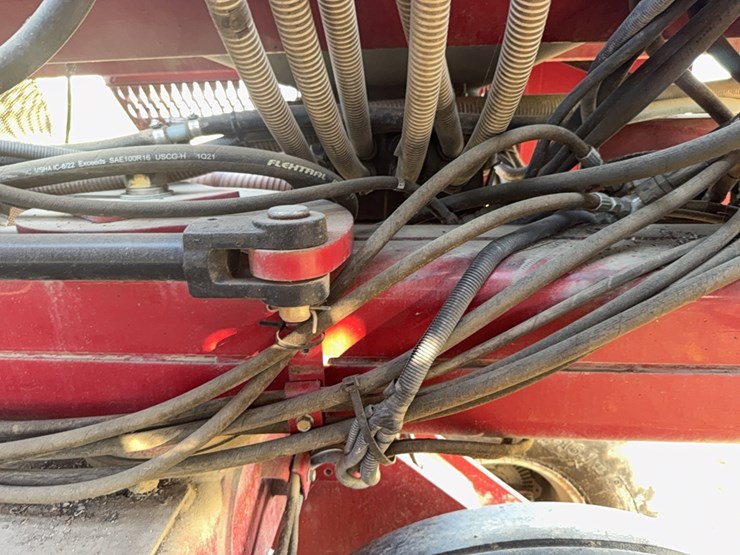 case-ih-1200-image-49