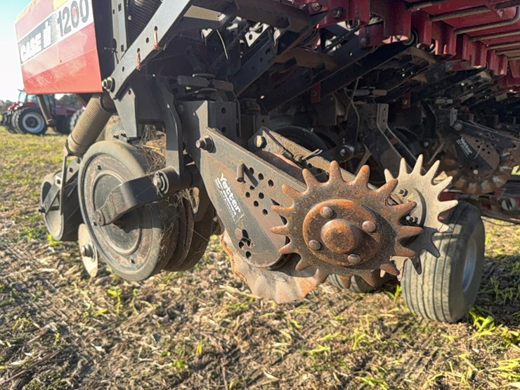 case-ih-1200-image-40