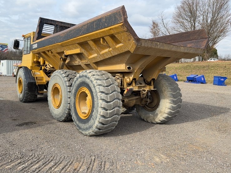 1995-caterpillar-d300d-image-11