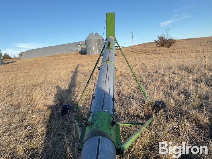 john-deere-8-image-13