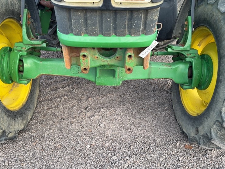 john-deere-6330-image-4