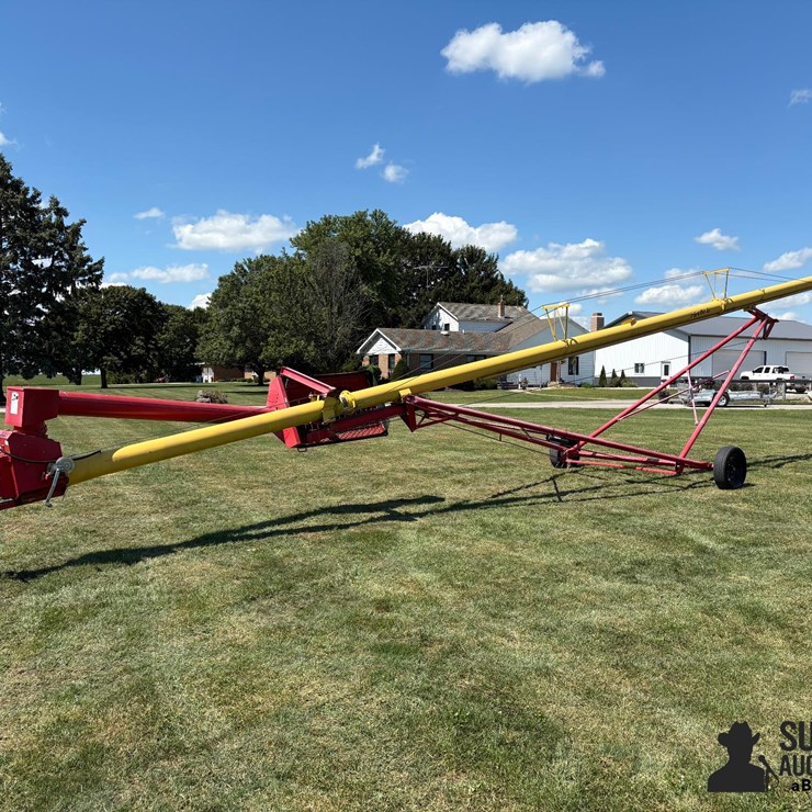 Westfield MK80-61 8"x61' Swing-Away Auger