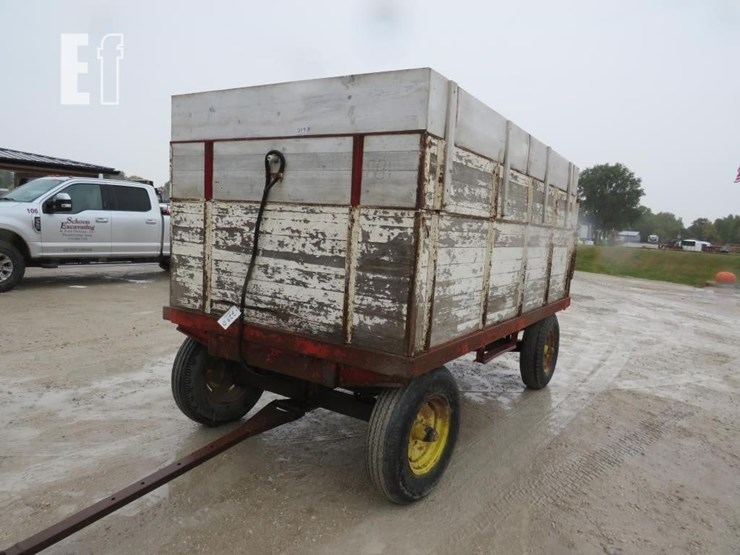 barge-box-wagon-w/-gear-and-hoist-229-image-3